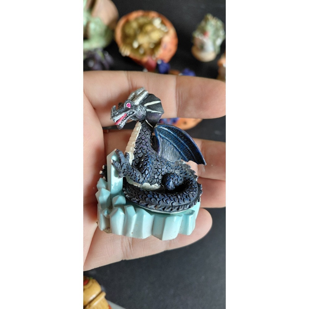 Mythical Creatures collectible fantasy Decor dragon & hatchling resin figurines - Picture 5 of 16